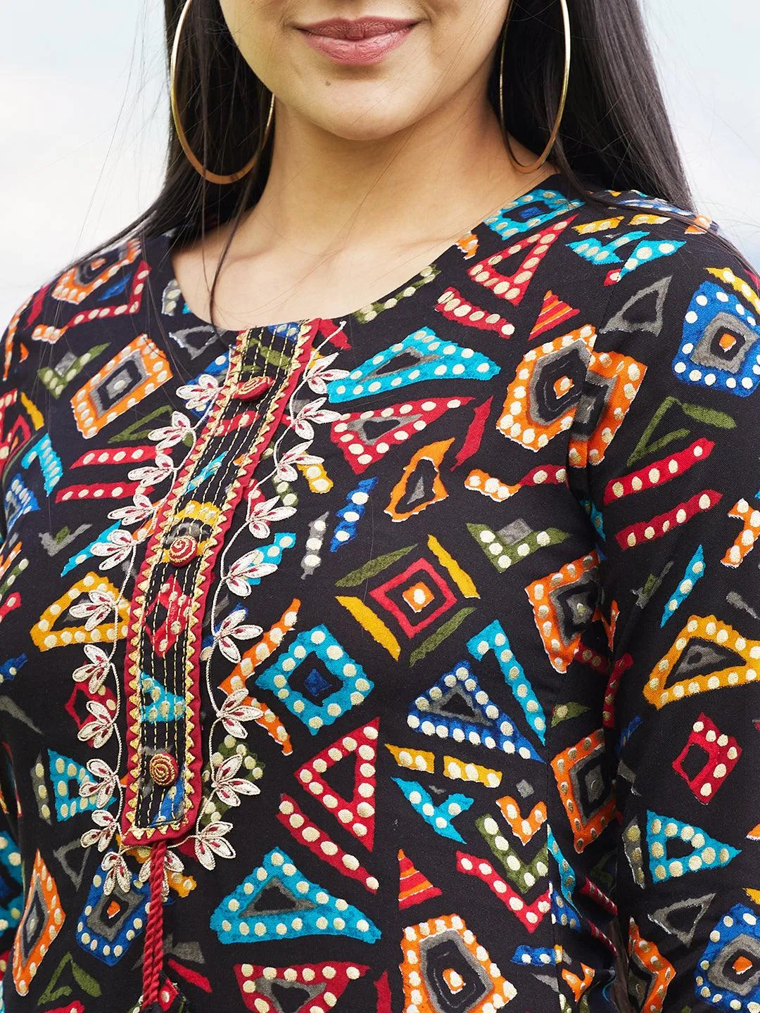 Geometric Printed & Embroidered Straight Fit Kurta – Multi