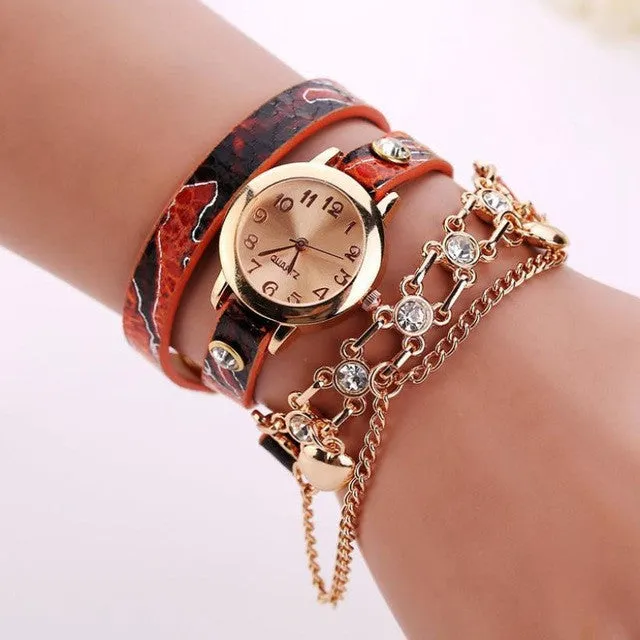 Quartz Rhinestone Rivet Chain Bracelet Wristwatch for  Woman