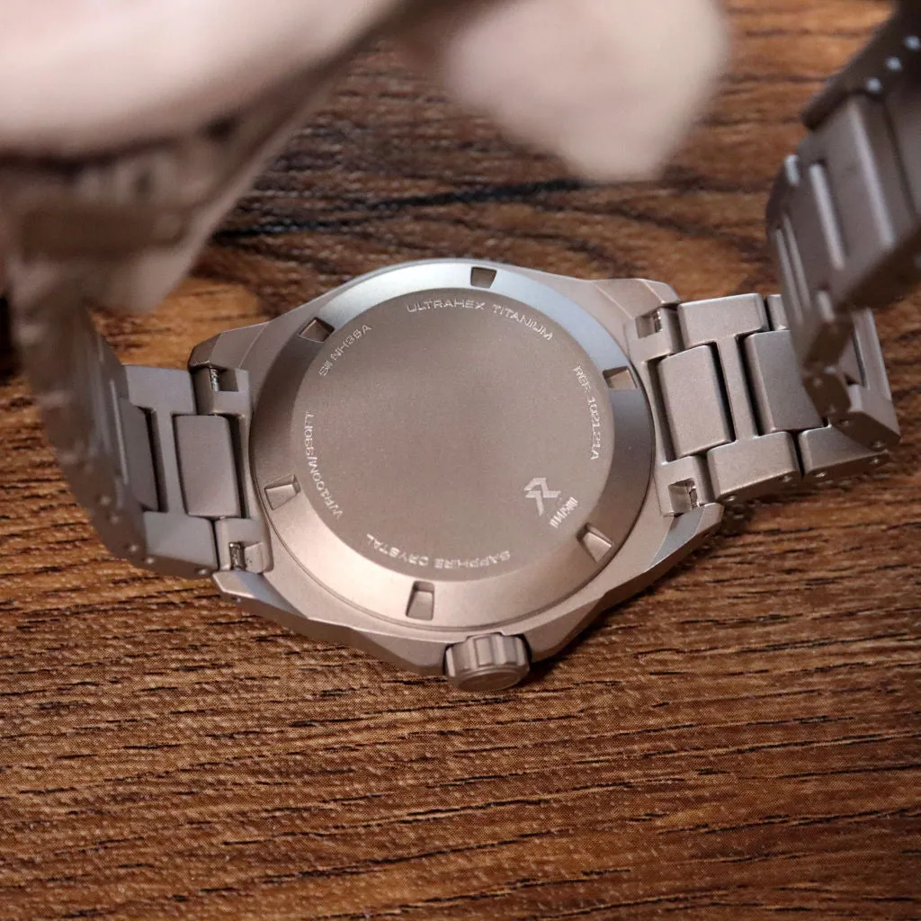 RZE Resolute Arctic&nbsp;Grey - Titanium 100m Limited&nbsp;Edition